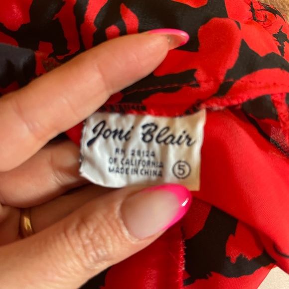 *RARE* Vintage 1980s Joni Blair Red and Black Abstract Pattern Dress - Picture 15 of 15